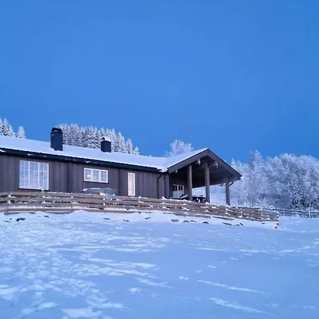Tatil Evi With Mountain Views On Favangfjellet