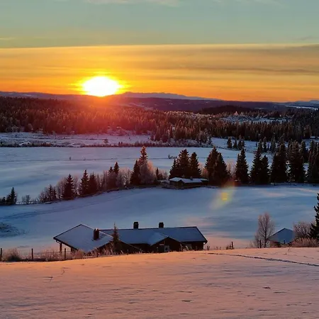 With Mountain Views On Favangfjellet *