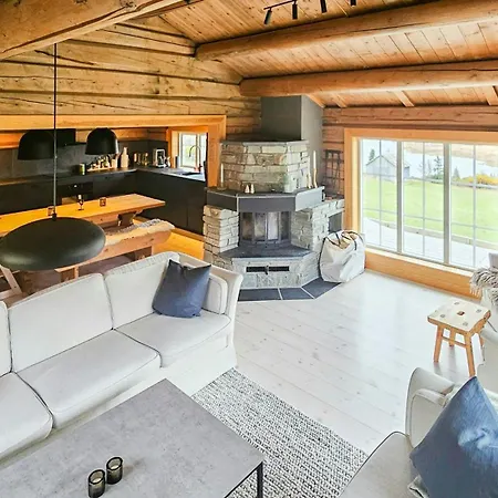 With Mountain Views On Favangfjellet Casa vacanze